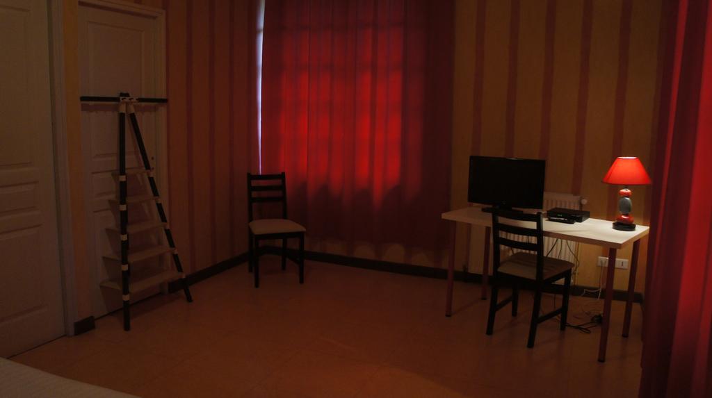 Le Natural Hotel Selongey Habitación foto